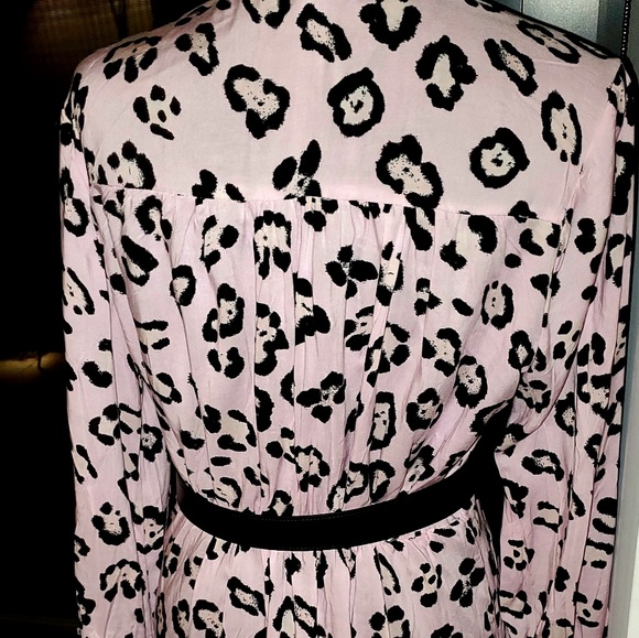 WHITE MARKET shirt dress. *Belt not included - Picture 4 of 5